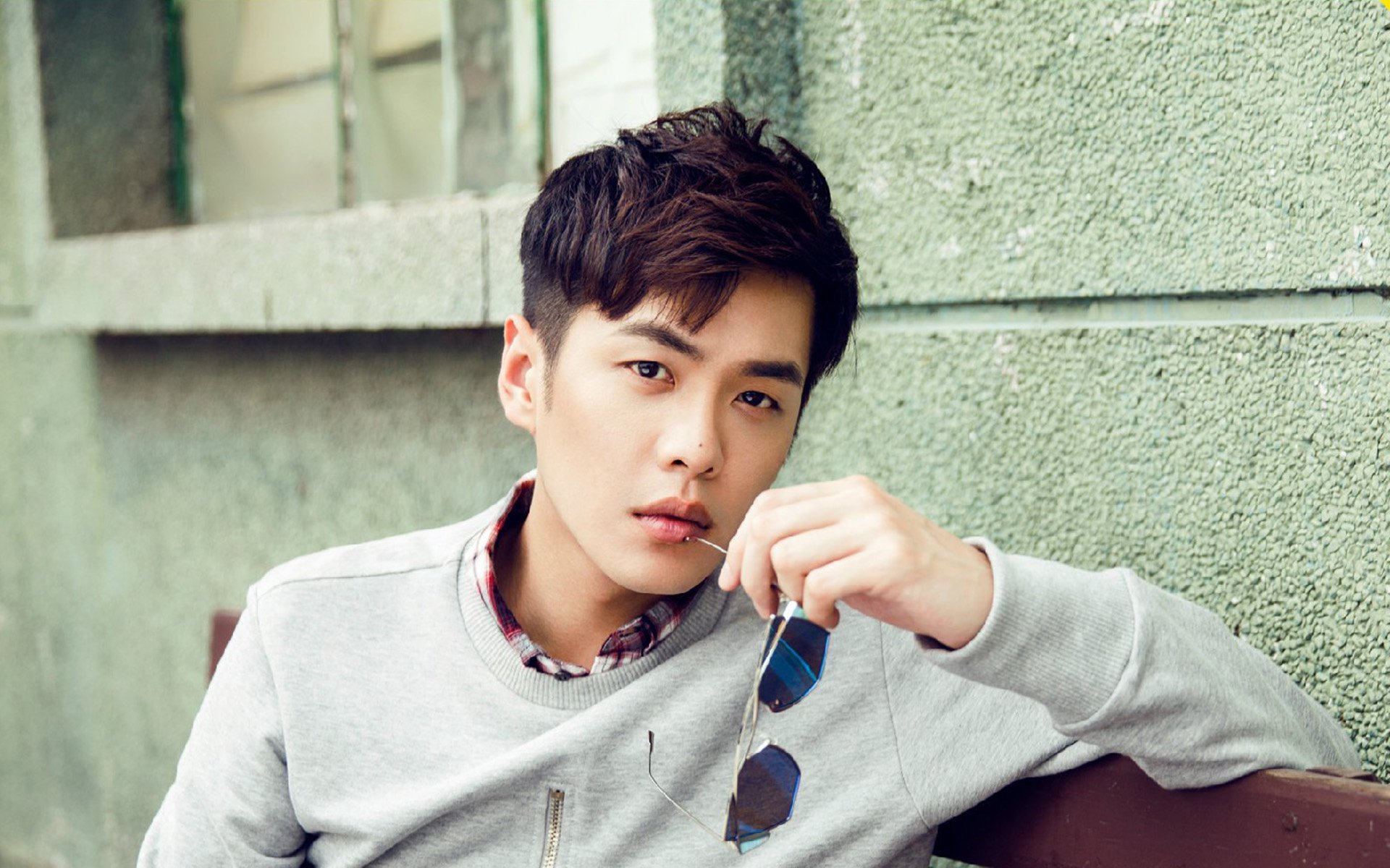 开云体育官网-左脚定乾坤，从罗马城到哥伦比亚高地的足球寓言