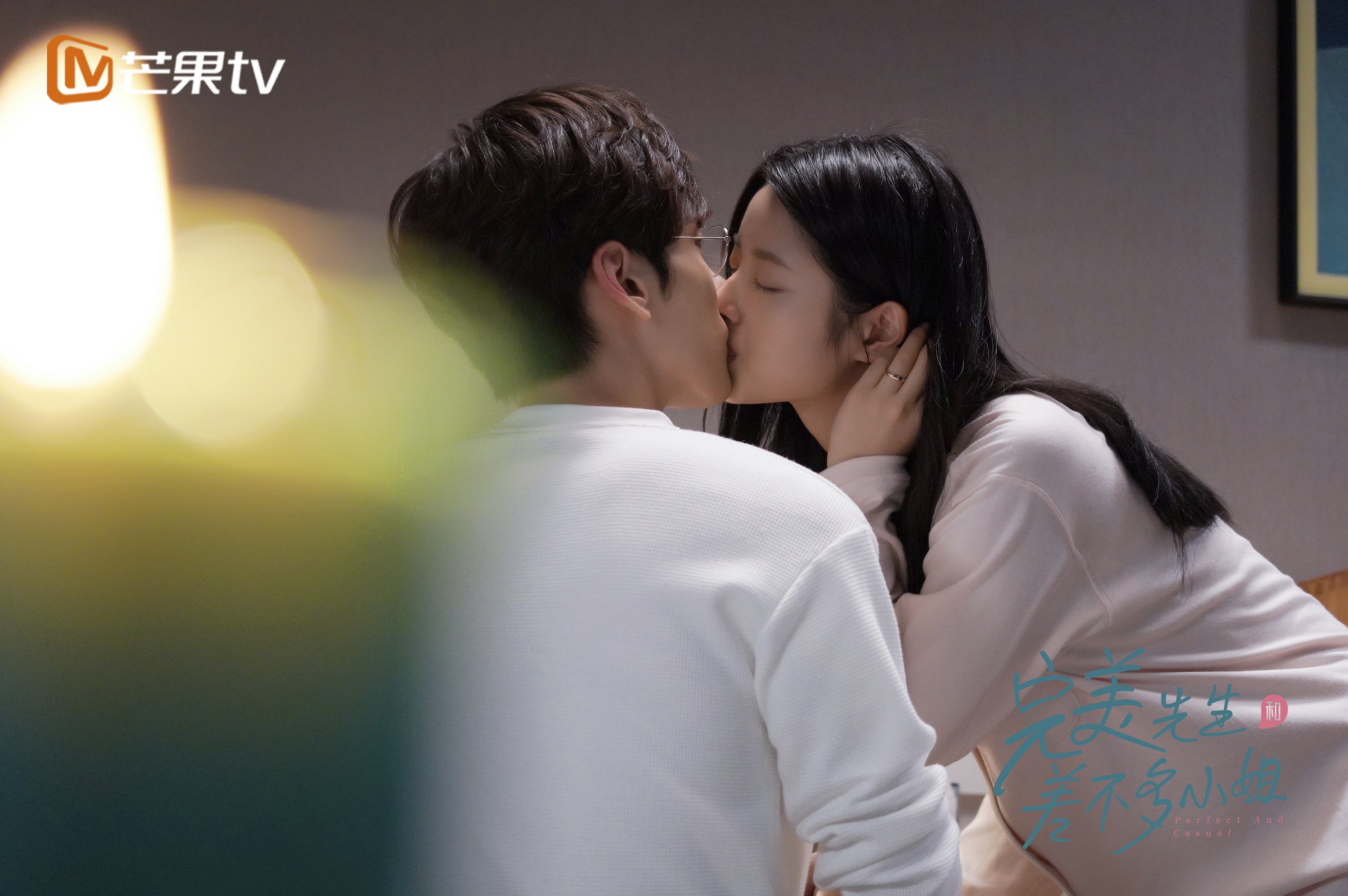 双重奏，当篮球的坚韧在足球赛场回响